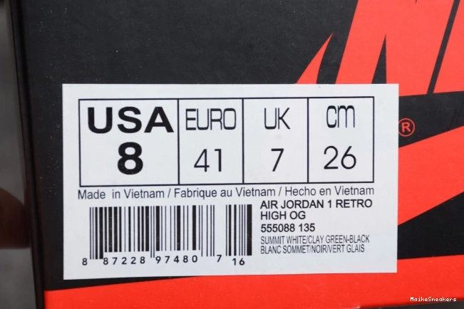 MaikeSneakers 555088-135 Air Retro Jordan Clay High OG Green 1 0725